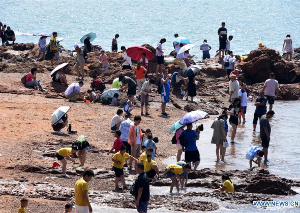 China's Coastal Resort Qingdao Greets Large Numbers of Visi