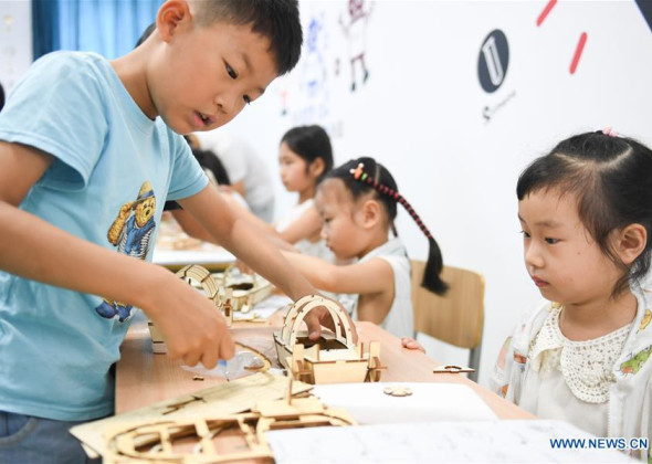 Free Summer Camps Provided in Zhejiang for Migrant, Rural Le